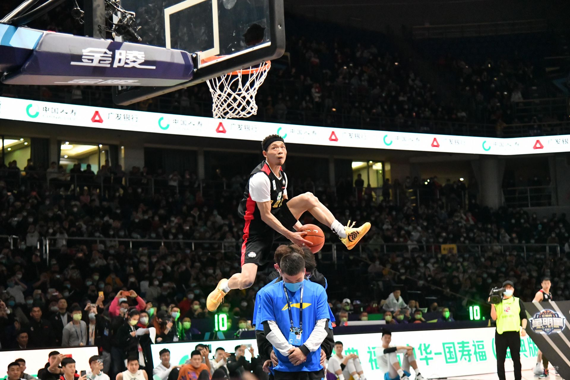 更加出色 更加出色